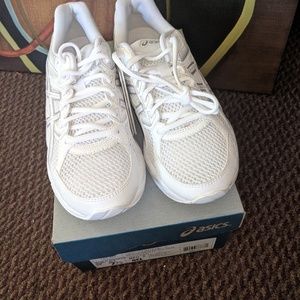 Men's Asics 2 pair available 7 and 7.5